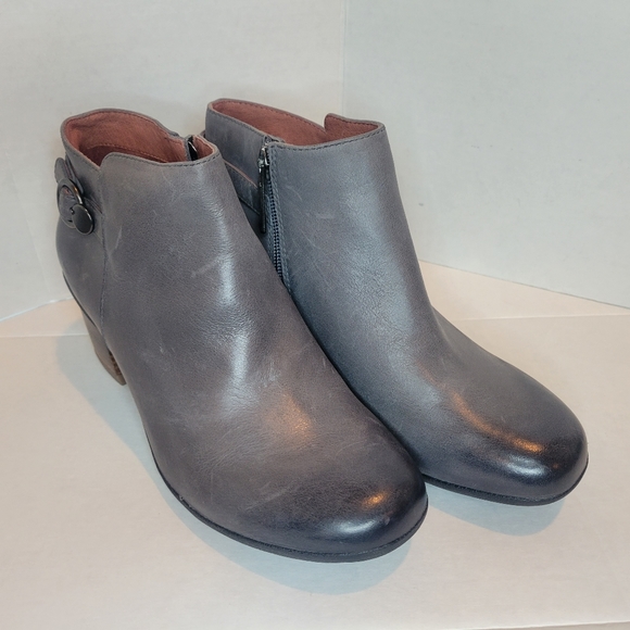 Dansko Page Boot - Picture 2 of 5